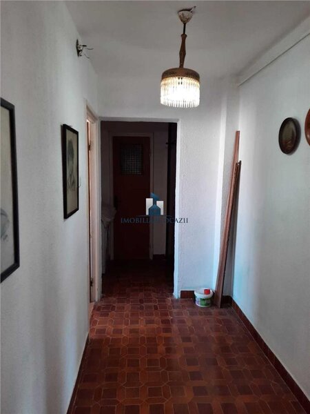 Berceni Vanzare Apartament 4 Camere Decomandat Berceni-Izvorul Muresului