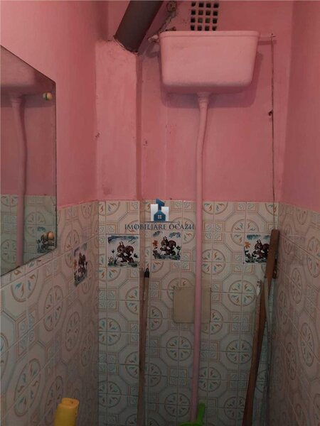 Berceni Vanzare Apartament 4 Camere Decomandat Berceni-Izvorul Muresului