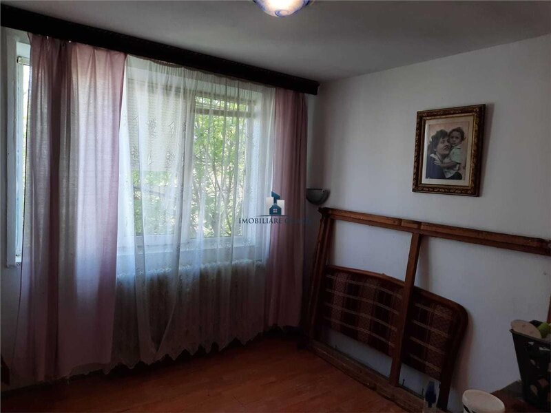 Berceni Vanzare Apartament 4 Camere Decomandat Berceni-Izvorul Muresului