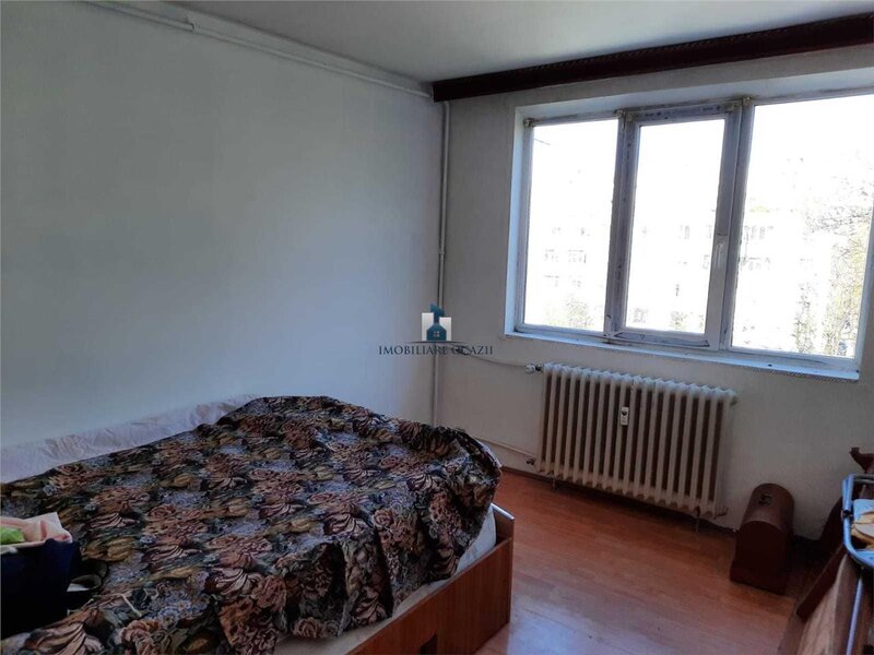 Berceni Vanzare Apartament 4 Camere Decomandat Berceni-Izvorul Muresului